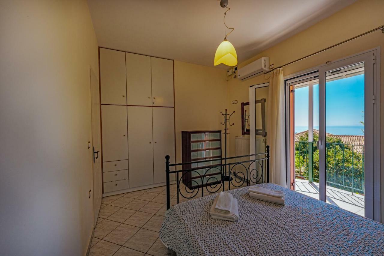 Ioannis House Sea View-Perfect Family Holidays Lourdata  Bagian luar foto
