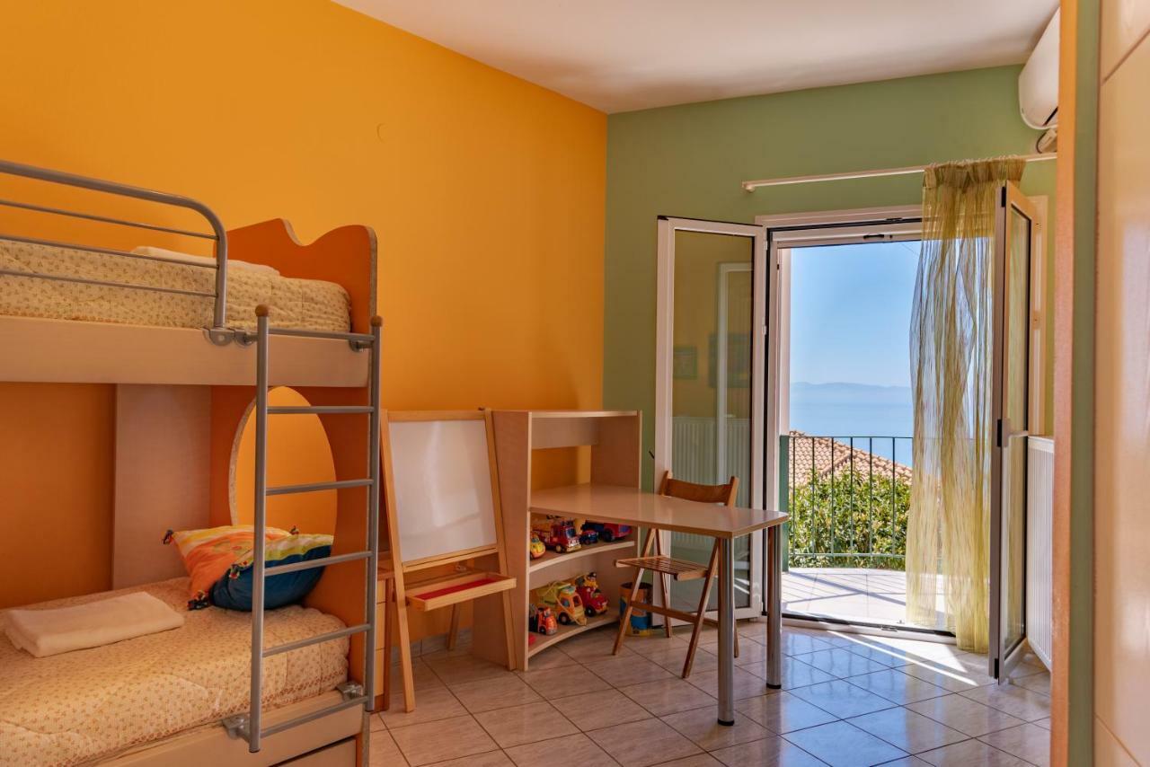 Ioannis House Sea View-Perfect Family Holidays Lourdata  Bagian luar foto