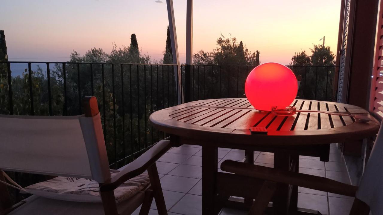 Ioannis House Sea View-Perfect Family Holidays Lourdata  Bagian luar foto