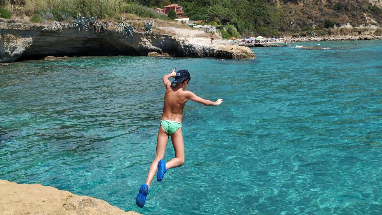 Ioannis House Sea View-Perfect Family Holidays Lourdata  Bagian luar foto